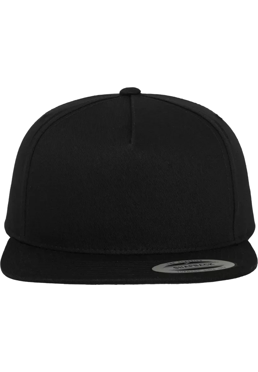 Classic snapbackpet 5 panelen BLACK / BLACK